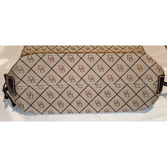 DOONEY & BOURKE Signature Canvas Tassel Tote Leather Trim Satchel Handbag Purse - Picture 4 of 14